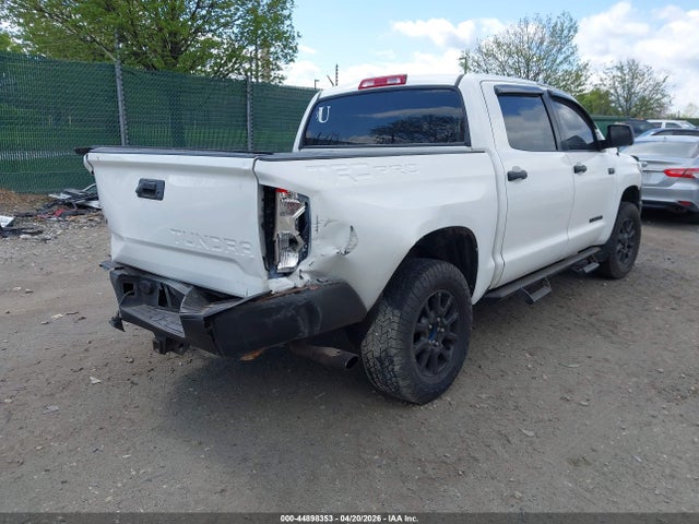 5TFDY5F1XKX814772 Toyota Tundra Trd Pro 5.7l V8