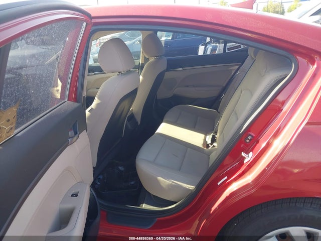 KMHD74LF0HU392093 Hyundai ELANTRA SE