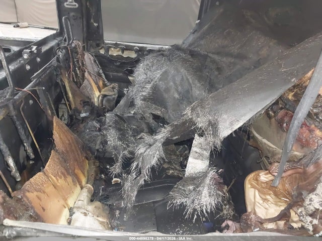 1N6AA1E65HN512661 Nissan Titan Sl