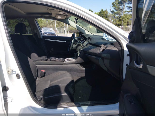 Продажа на аукционе авто 2019 Honda Civic Ex, vin: 19XFC1F35KE014804, номер лота: 44898381