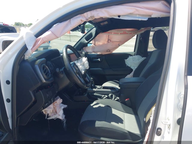 2023 Toyota Tacoma Trd Off Road მანქანა იყიდება აუქციონზე, vin: 3TMAZ5CN2PM214185, აუქციონის ნომერი: 44898411