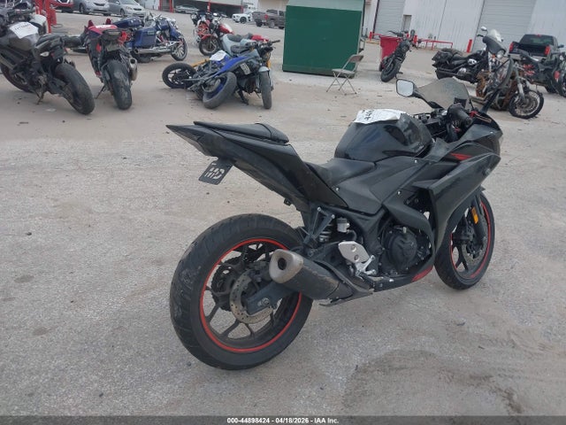 MH3RH06Y6FK007675 Yamaha YZFR3