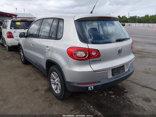 Aukcja sprzedaży 2010 Volkswagen Tiguan S, vin: WVGAV7AX7AW517686, numer aukcji: 44898453