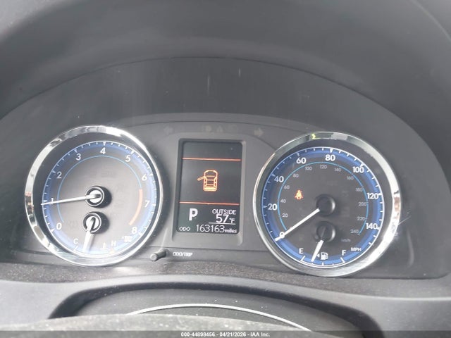 Toyota COROLLA LE 2018 5YFBURHE7JP806510 Image 7