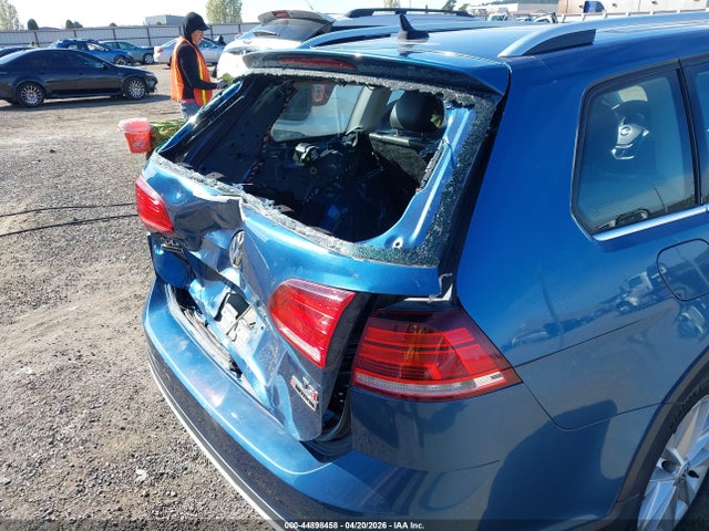 3VWM17AUXJM759033 Volkswagen Golf Alltrack Tsi S/tsi Se