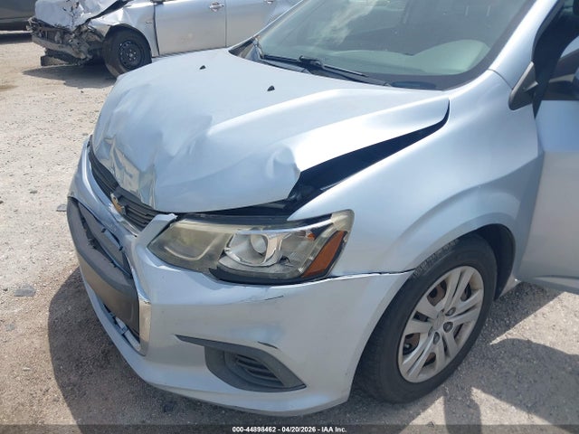 Продажа на аукционе авто 2017 Chevrolet Sonic Ls Auto, vin: 1G1JB5SH0H4137130, номер лота: 44898462