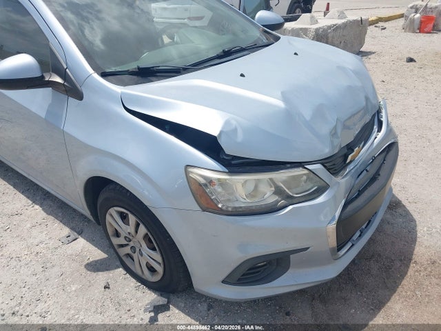 Продажа на аукционе авто 2017 Chevrolet Sonic Ls Auto, vin: 1G1JB5SH0H4137130, номер лота: 44898462