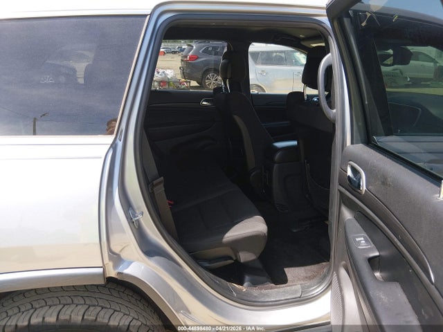 44898480 :رقم المزاد ، 1C4RJEAG7JC193597 vin ، 2018 Jeep Grand Cherokee Laredo E 4x2 مزاد بيع