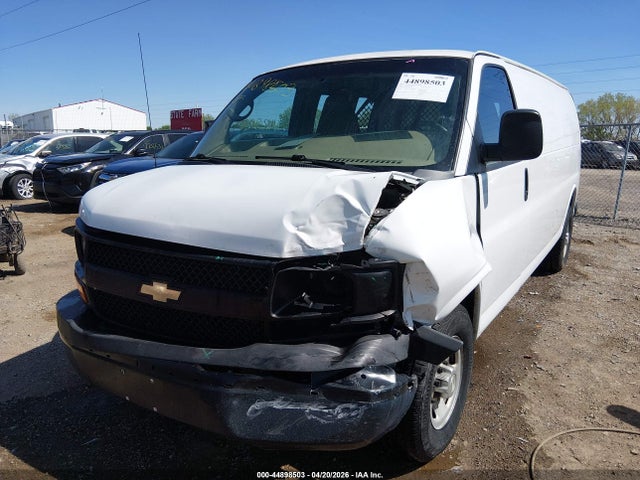44898503 :رقم المزاد ، 1GCZGUCG9F1146483 vin ، 2015 Chevrolet Express 3500 Work Van مزاد بيع