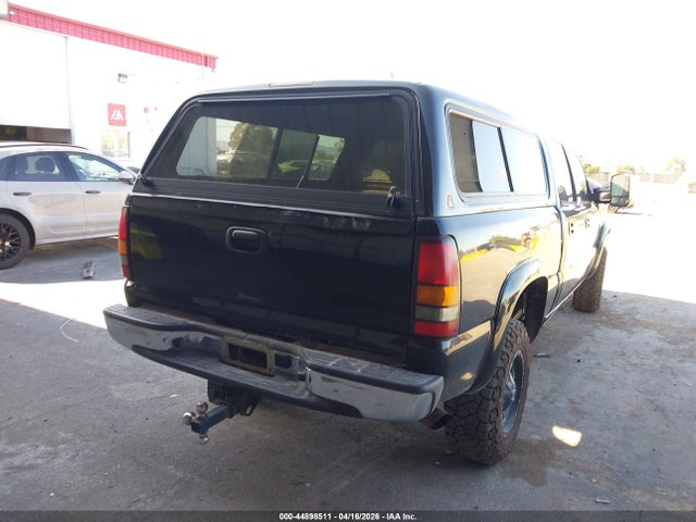 44898511 :رقم المزاد ، 1GTHK23256F102941 vin ، 2006 Gmc Sierra 2500hd Sle2 مزاد بيع