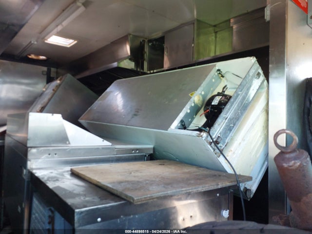 Продаж на аукціоні авто 2001 Workhorse Custom Chassis Forward Control Chassis P4500, vin: 5B4KP42R913327784, номер лоту: 44898515
