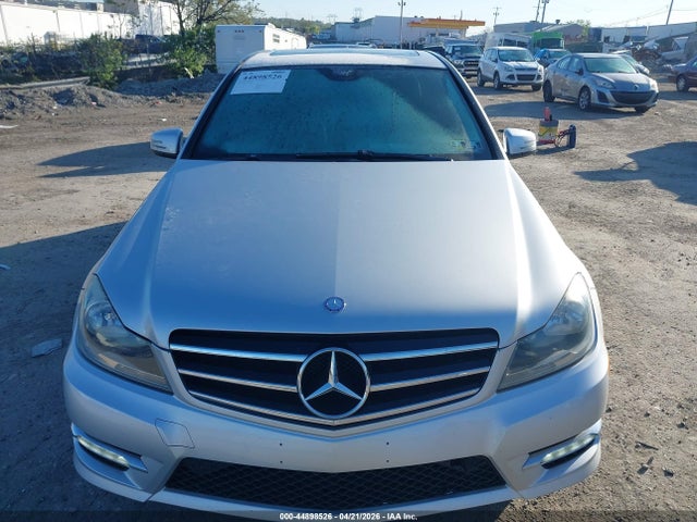 Продаж на аукціоні авто 2014 Mercedes-benz C 300 Sport 4matic, vin: WDDGF8AB6EG231176, номер лоту: 44898526