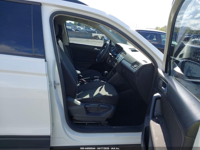 Продажа на аукционе авто 2019 Volkswagen Tiguan 2.0t S, vin: 3VV1B7AX7KM049880, номер лота: 44898544