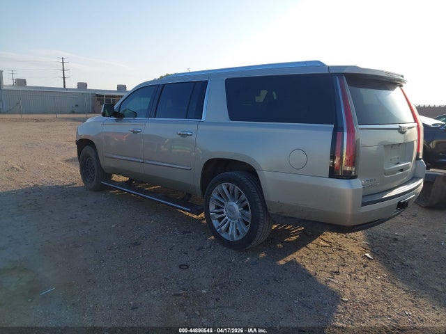 2015 Cadillac Escalade Esv Platinum მანქანა იყიდება აუქციონზე, vin: 1GYS4UKJ6FR588950, აუქციონის ნომერი: 44898548