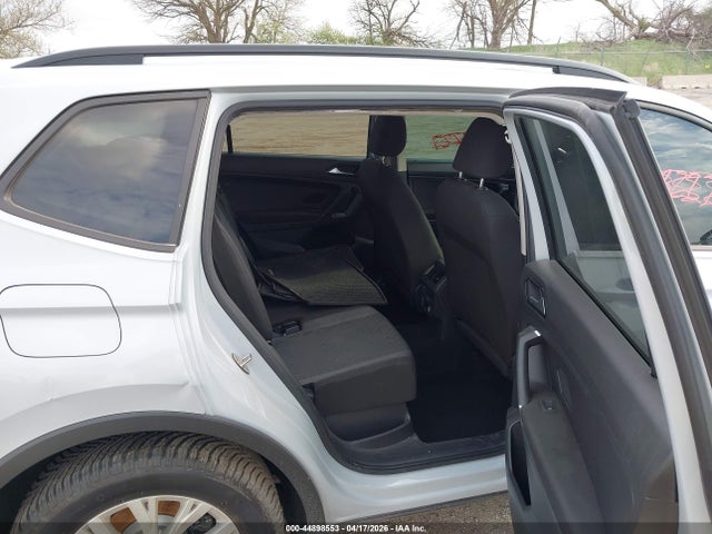 Продажа на аукционе авто 2018 Volkswagen Tiguan 2.0t S, vin: 3VV0B7AX0JM120136, номер лота: 44898553
