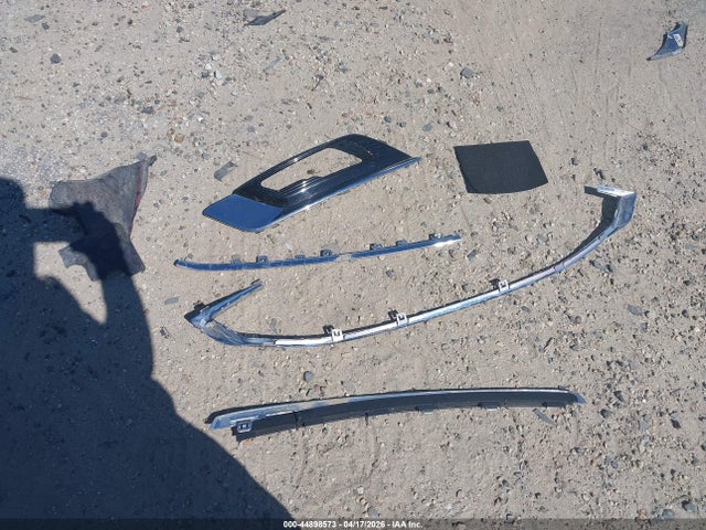 44898573 :رقم المزاد ، 3FA6P0H97HR332771 vin ، 2017 Ford Fusion Se مزاد بيع
