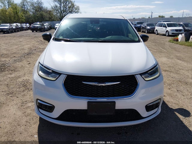 2024 Chrysler Pacifica Touring L მანქანა იყიდება აუქციონზე, vin: 2C4RC1BG2RR132629, აუქციონის ნომერი: 44898646