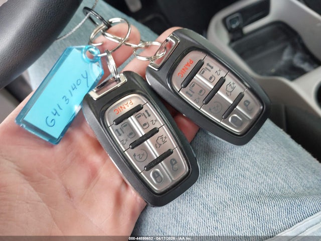 2022 Chrysler Voyager Lx მანქანა იყიდება აუქციონზე, vin: 2C4RC1CG9NR141529, აუქციონის ნომერი: 44898652