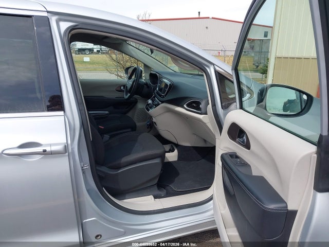 2022 Chrysler Voyager Lx მანქანა იყიდება აუქციონზე, vin: 2C4RC1CG9NR141529, აუქციონის ნომერი: 44898652