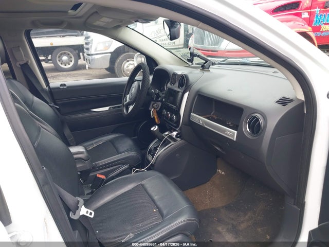 2017 Jeep Compass Latitude 4x4 მანქანა იყიდება აუქციონზე, vin: 1C4NJDEB8HD111789, აუქციონის ნომერი: 44898661
