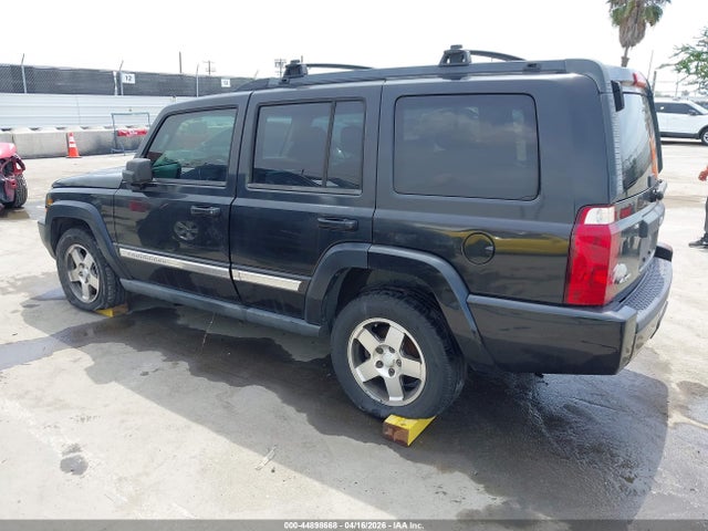 2010 JEEP COMMANDER 1J4RG4GK7AC122186 Photo 2