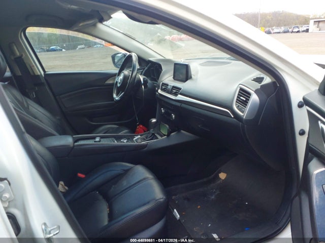 2018 Mazda Mazda3 Touring მანქანა იყიდება აუქციონზე, vin: 3MZBN1L32JM239454, აუქციონის ნომერი: 44898681