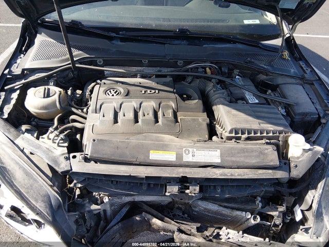 44898702 :رقم المزاد ، 3VWCA7AU0FM516883 vin ، 2015 Volkswagen Golf Sportwagen Tdi Se 4-door مزاد بيع