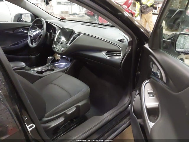 Продаж на аукціоні авто 2018 Chevrolet Malibu Lt, vin: 1G1ZD5ST8JF220543, номер лоту: 44898704