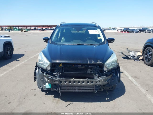 1FMCU9J98HUA26882 Ford Escape Titanium