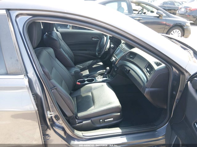 Продажа на аукционе авто 2017 Acura Ilx Premium Package/technology Plus Package, vin: 19UDE2F78HA000113, номер лота: 44898743