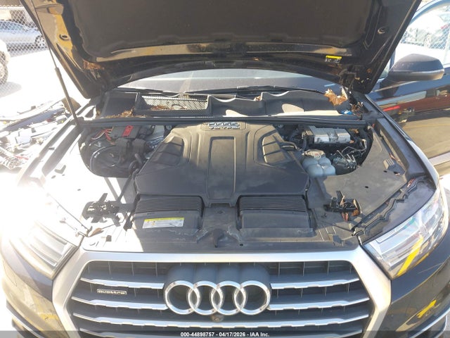 44898757 :رقم المزاد ، WA1LAAF70JD043049 vin ، 2018 Audi Q7 3.0t Premium مزاد بيع