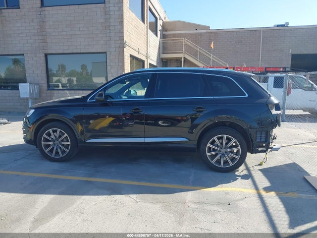 44898757 :رقم المزاد ، WA1LAAF70JD043049 vin ، 2018 Audi Q7 3.0t Premium مزاد بيع