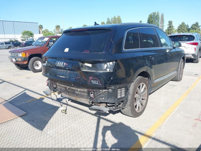44898757 :رقم المزاد ، WA1LAAF70JD043049 vin ، 2018 Audi Q7 3.0t Premium مزاد بيع