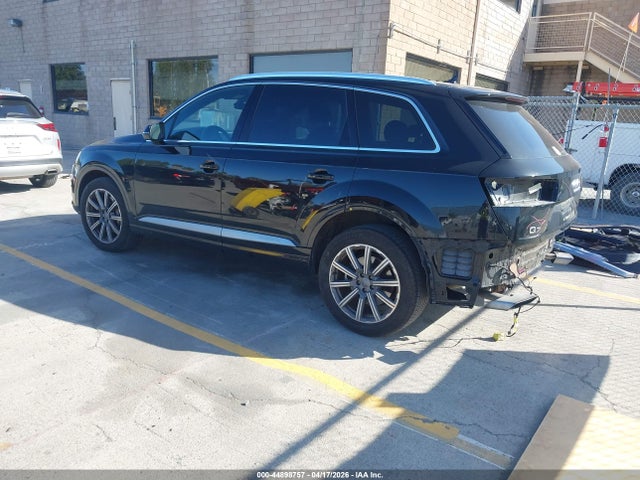 44898757 :رقم المزاد ، WA1LAAF70JD043049 vin ، 2018 Audi Q7 3.0t Premium مزاد بيع