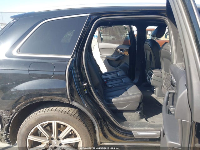 44898757 :رقم المزاد ، WA1LAAF70JD043049 vin ، 2018 Audi Q7 3.0t Premium مزاد بيع