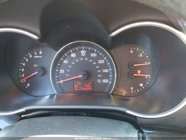 5XYKT4A61EG426470 KIA SORENTO LX