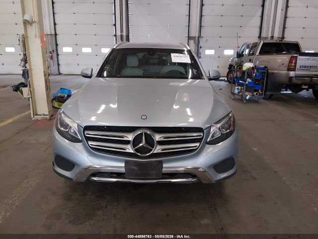 44898763 :رقم المزاد ، WDC0G4KB0HF249161 vin ، 2017 Mercedes-benz Glc 300 4matic مزاد بيع