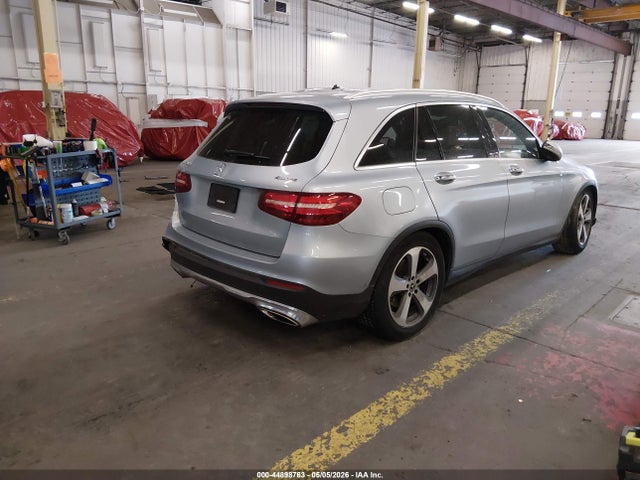 44898763 :رقم المزاد ، WDC0G4KB0HF249161 vin ، 2017 Mercedes-benz Glc 300 4matic مزاد بيع