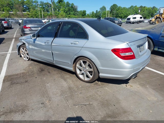 Продаж на аукціоні авто 2013 Mercedes-benz C 350 Sport, vin: WDDGF5HB6DR268459, номер лоту: 44898767