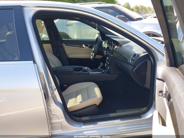 Продаж на аукціоні авто 2013 Mercedes-benz C 350 Sport, vin: WDDGF5HB6DR268459, номер лоту: 44898767