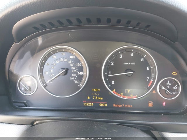 44898779 :رقم المزاد ، WBAFR9C51BC757726 vin ، 2011 Bmw 550i مزاد بيع