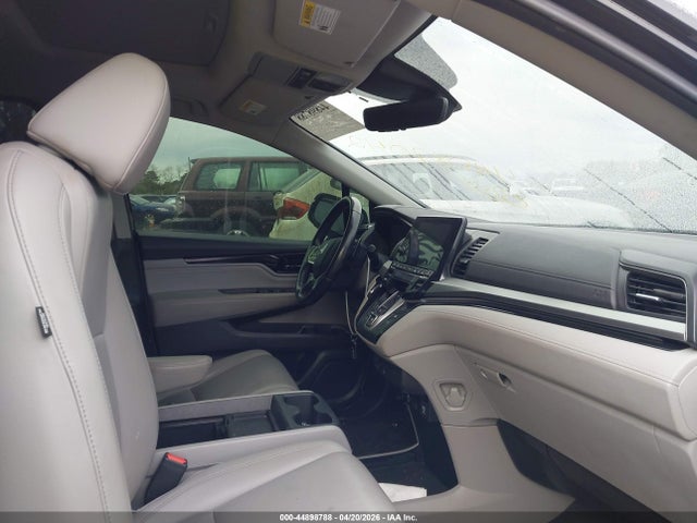 44898788 :رقم المزاد ، 5FNRL6H87MB006185 vin ، 2021 Honda Odyssey Touring مزاد بيع