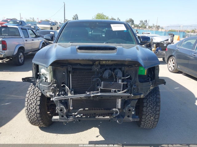 3TMBZ5DN4LM023980 Toyota Tacoma Trd Sport