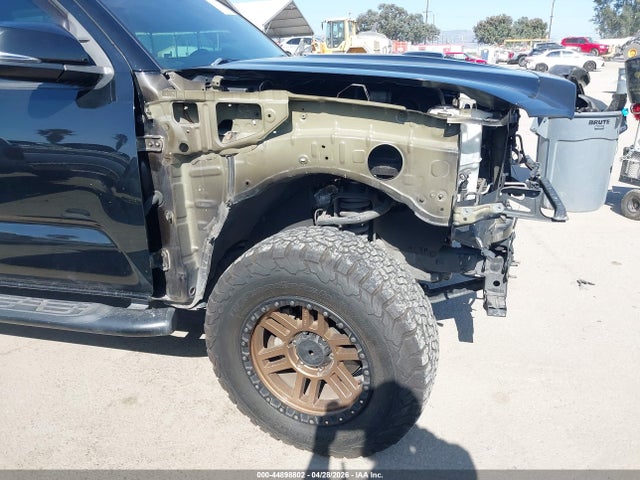 3TMBZ5DN4LM023980 Toyota Tacoma Trd Sport