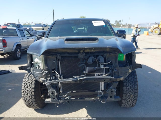 3TMBZ5DN4LM023980 Toyota Tacoma Trd Sport