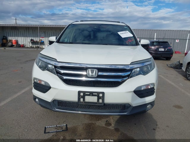 5FNYF6H98JB000483 Honda Pilot Touring