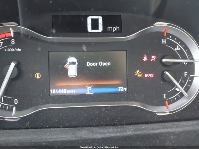 5FNYF6H98JB000483 Honda Pilot Touring