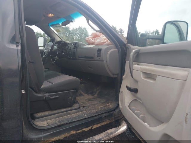 44898850 :رقم المزاد ، 1GT02ZCGXBZ434108 vin ، 2011 Gmc Sierra 2500hd Work Truck مزاد بيع