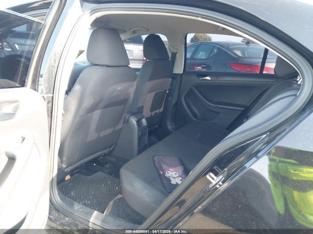 44898881 :رقم المزاد ، 3VW267AJ1GM292673 vin ، 2016 Volkswagen Jetta 1.4t S مزاد بيع