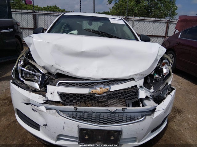 44898902 :رقم المزاد ، 1G1PA5SH2D7158244 vin ، 2013 Chevrolet Cruze Ls Auto مزاد بيع